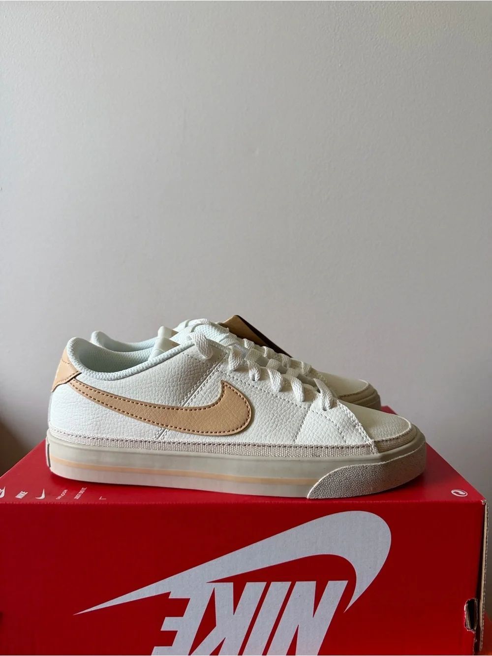 Nike Court Legacy White Onyx DH3161-112 Women’s Size 6